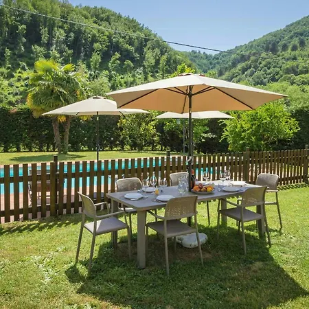 Charming Stone House Near Lucca And Garfagnana